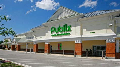 The Publix Leasing Team is responsible for overseeing the leasing for more than 325 Publix-controlled shopping centers throughout Alabama, Florida, Georgia, ...